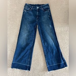 Mother Denim “The Roller Crop Undone Wide Hem” size 27 Color Dark Graffitti